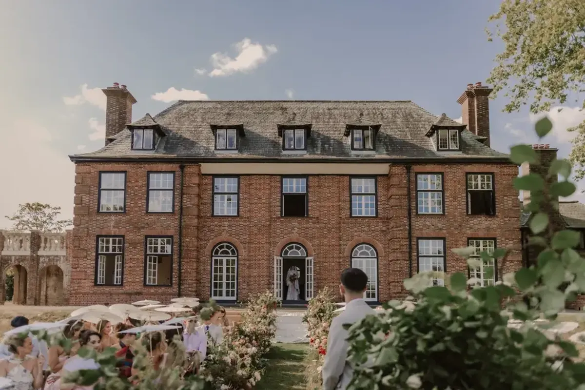 Sant Ffraed House, wedding venue in Monmouthshire, UK