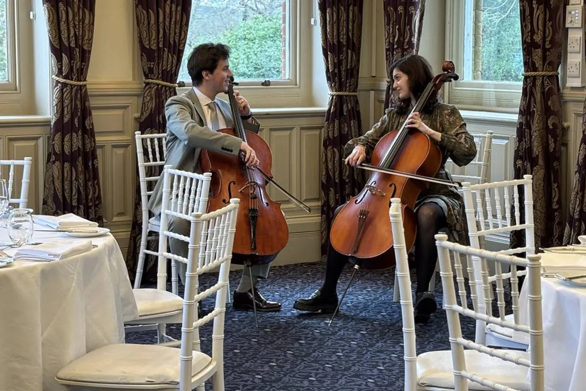 Hirondelle Duo photo 1