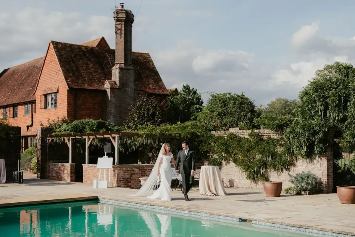 Burningfold Manor photo 2