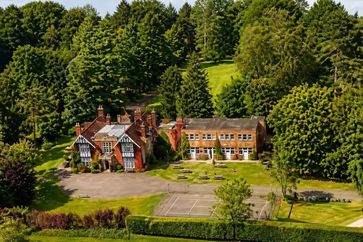 Gaveston Hall, wedding venue in West Sussex, UK