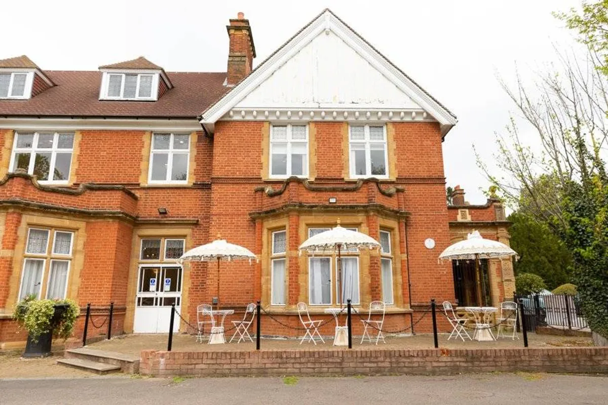 Ewell Court House photo 3