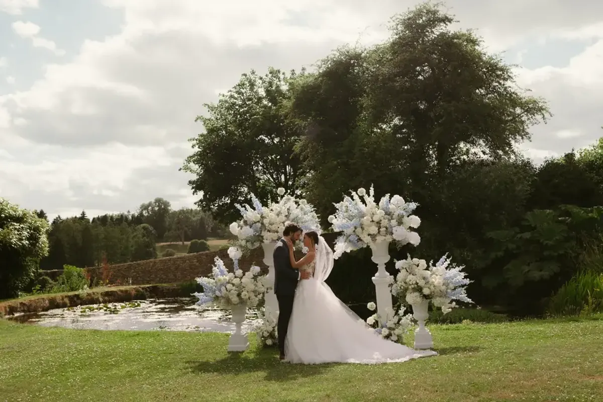 Lizzi Zarowski Weddings — planners in Oxfordshire, UK