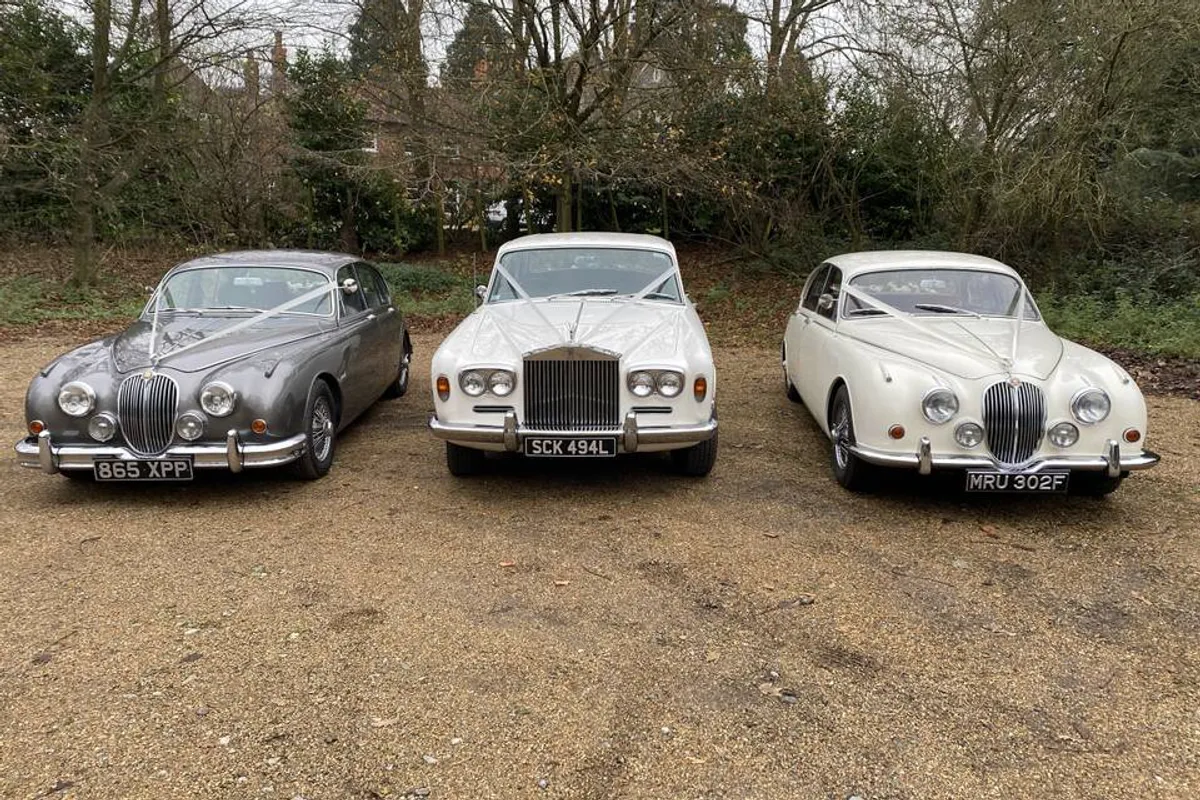 Molly's Classic Wedding Cars photo 7