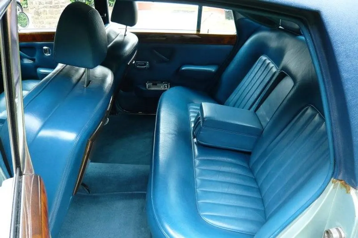 Molly's Classic Wedding Cars photo 4