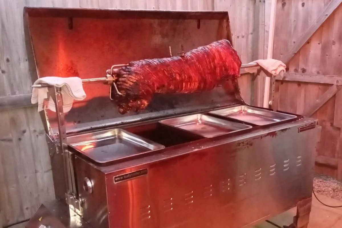 Tom Piper's Hog Roast photo 8