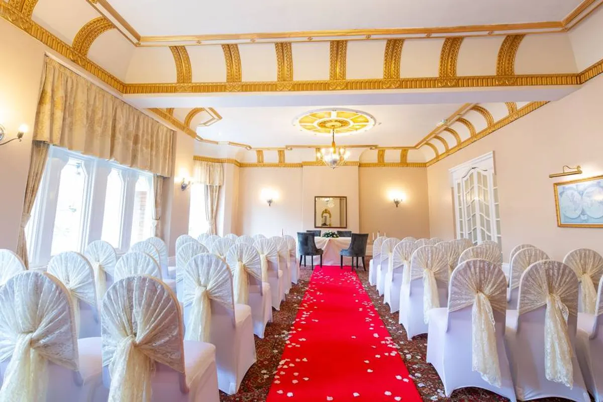 Prince of Wales Hotel Southport photo 2