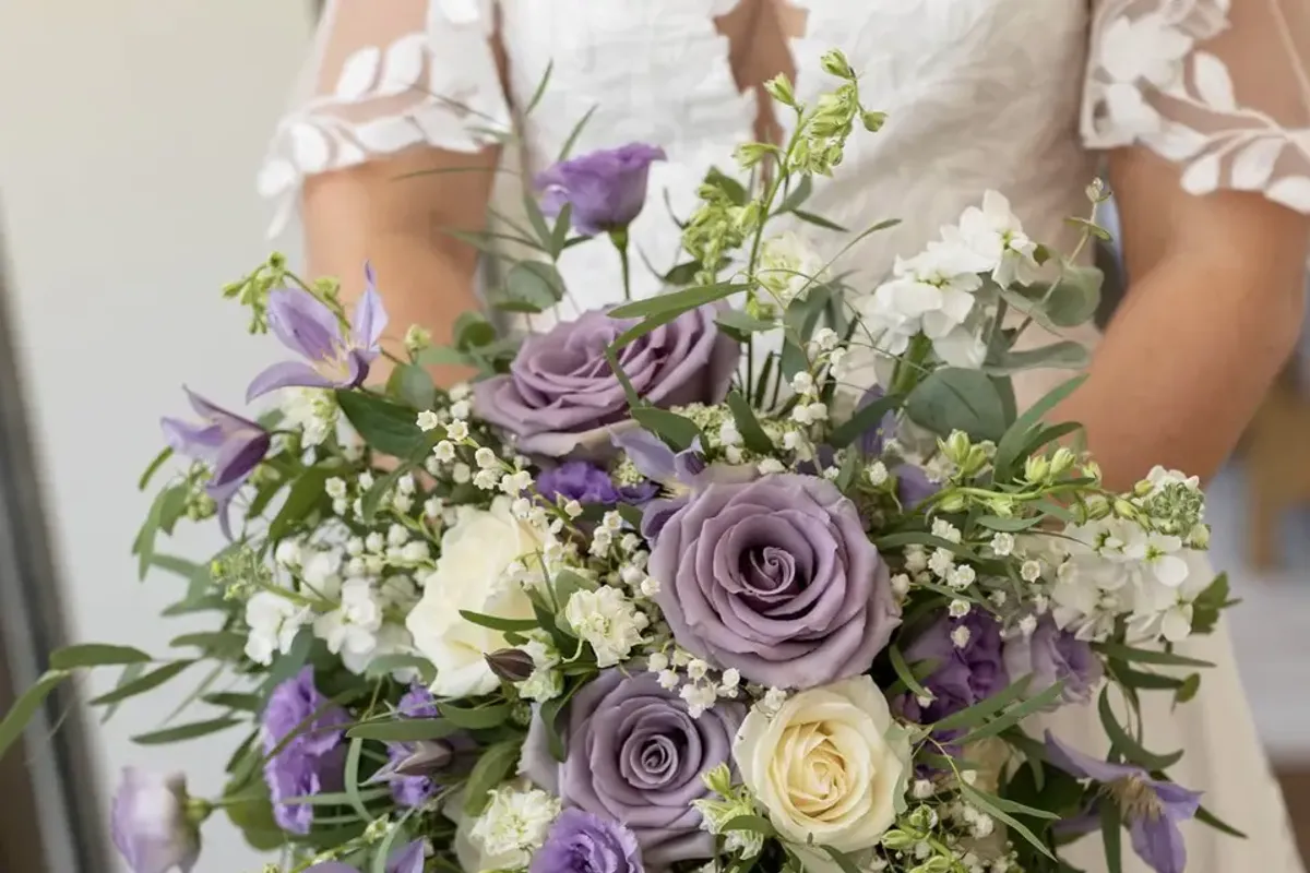 Em’s Stems — florists in Wiltshire, UK