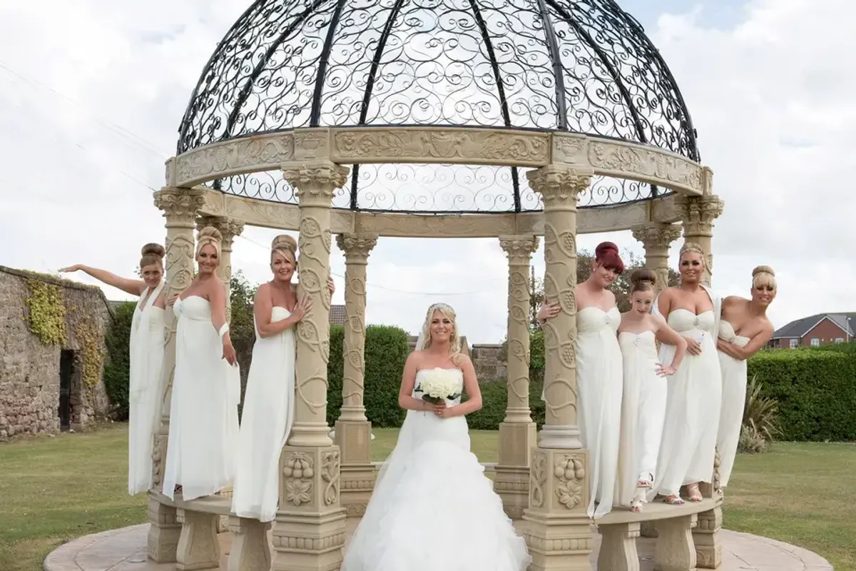 Creme de la Creme of Special Occasions — bridal shops & accessories in Merseyside, UK