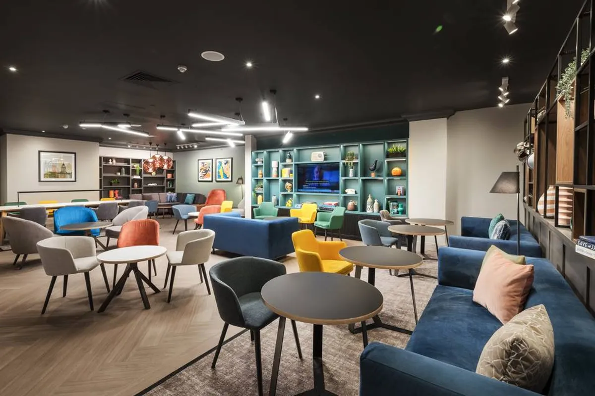 Holiday Inn Leeds - Wakefield photo 9