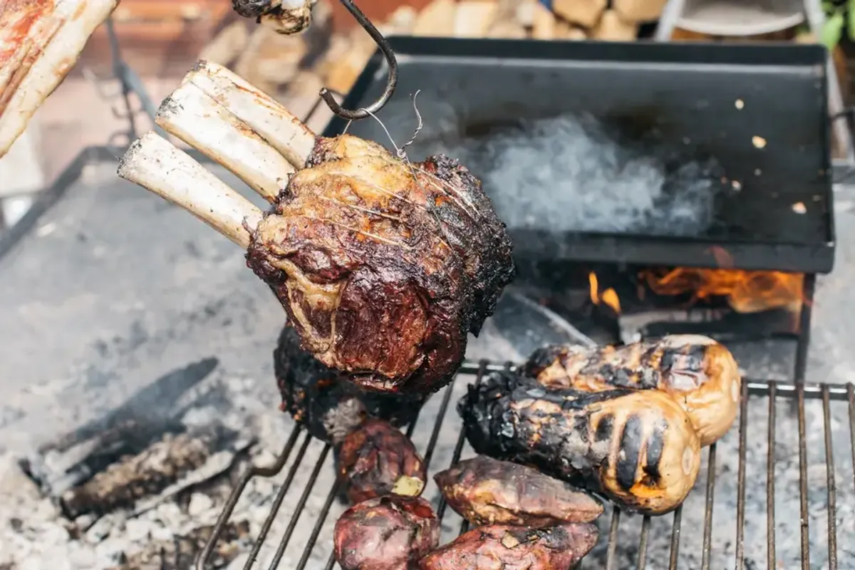 Smoke Tin Kitchen — catering & wine in Wiltshire, UK