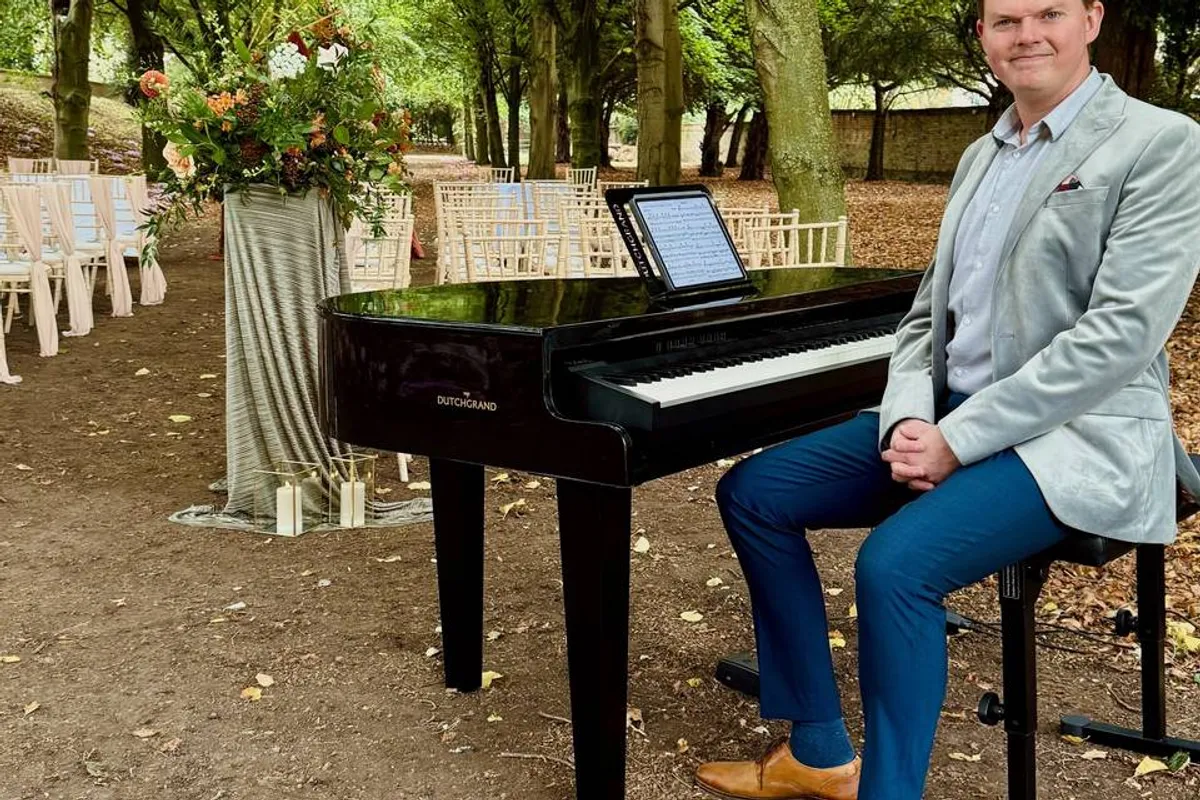 Yorkshire Wedding Pianist photo 6