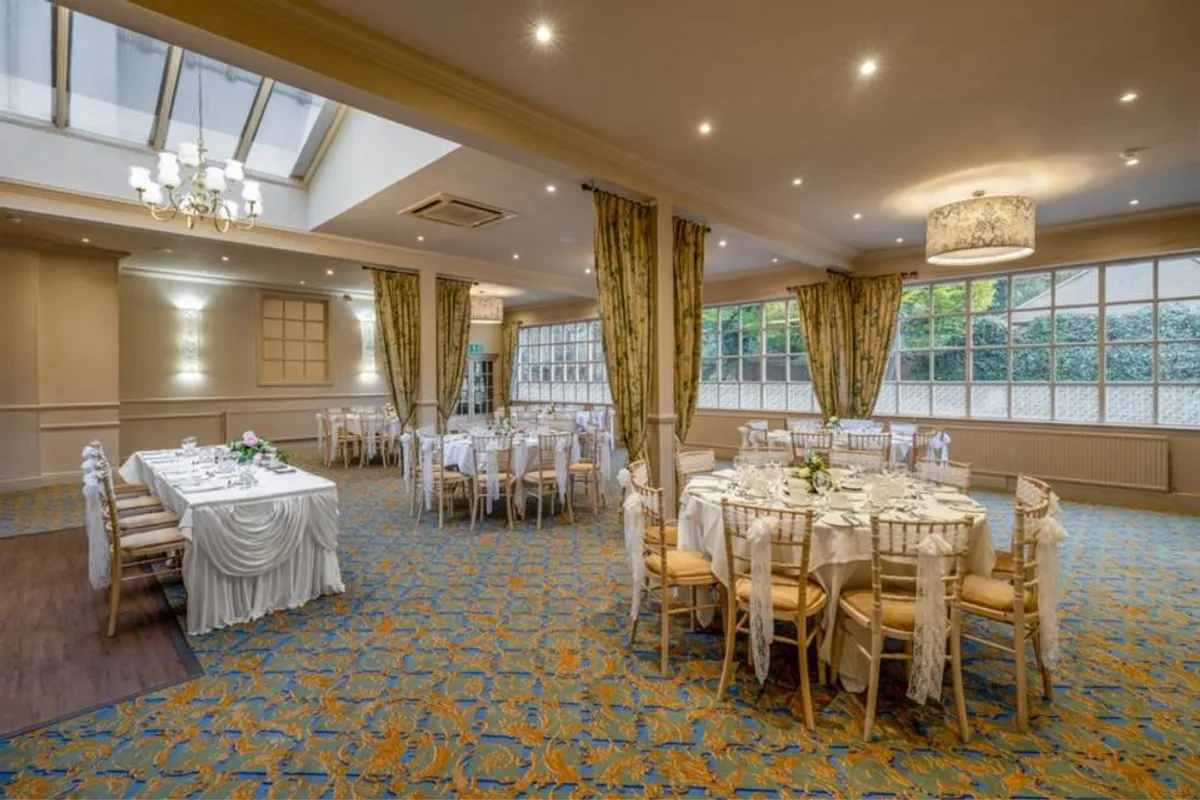 Reigate Manor photo 12