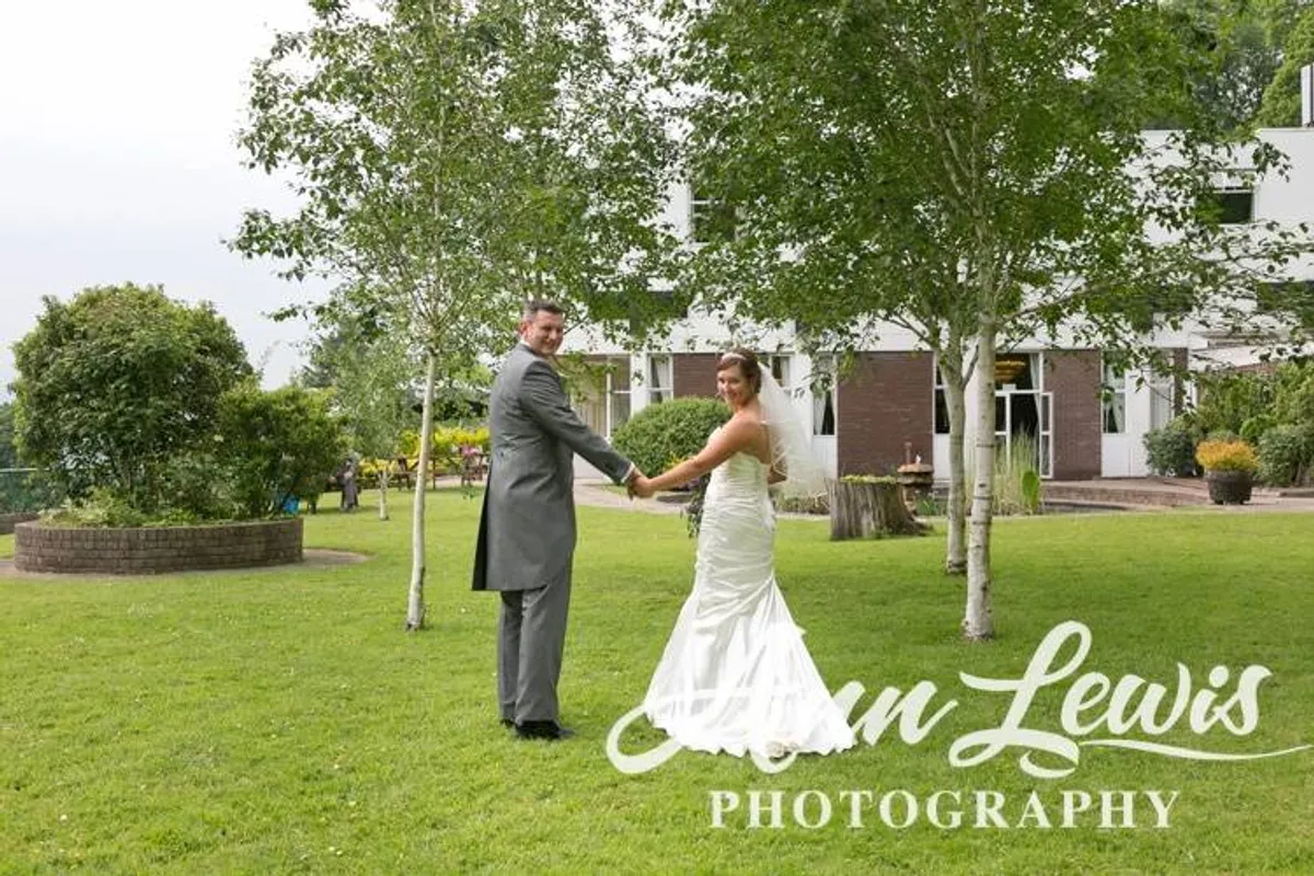 Manor Hotel photo 4