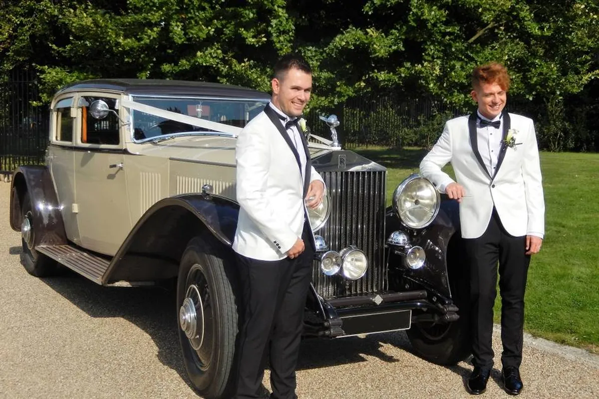 Gold Wedding Cars photo 9