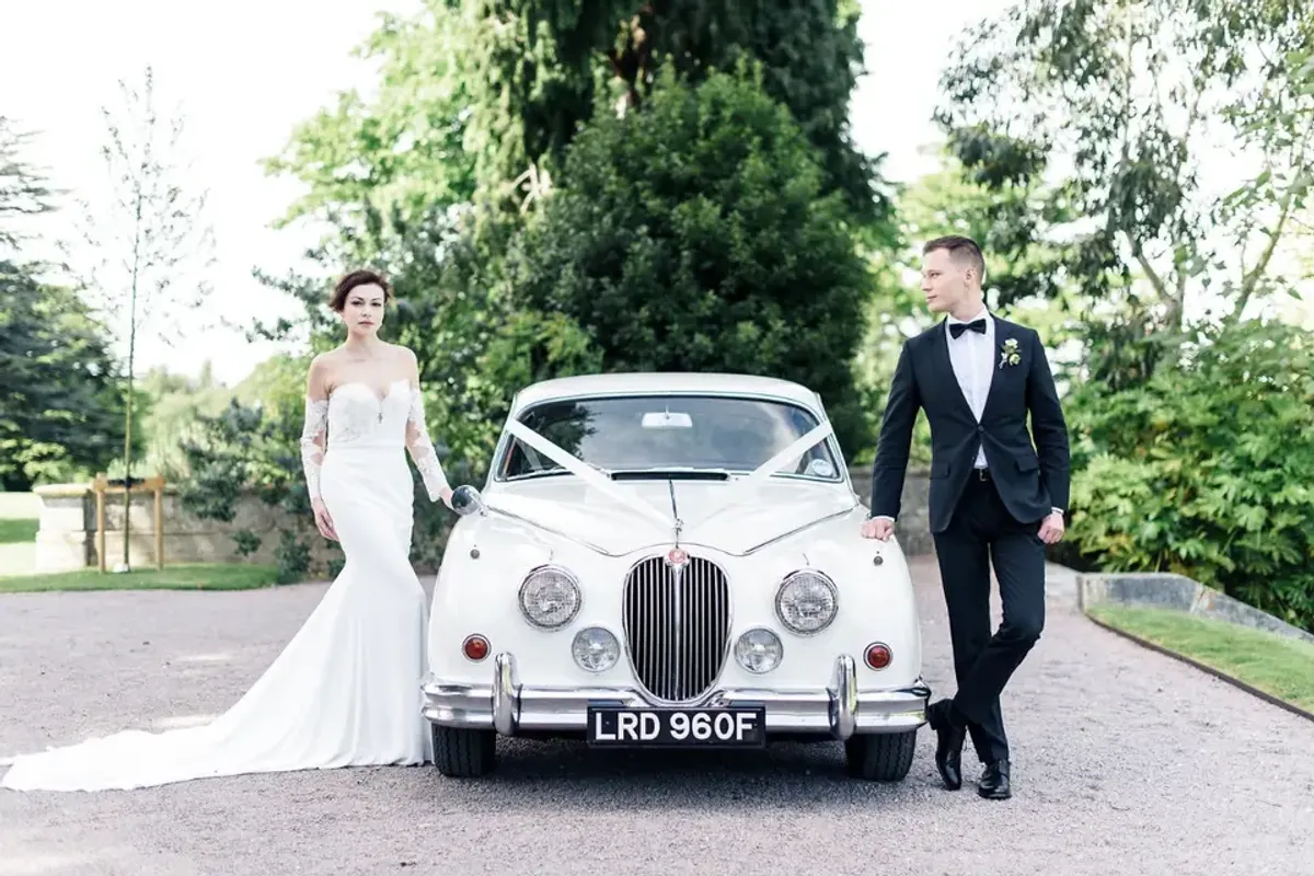 Gold Wedding Cars — transport in Bedfordshire, UK
