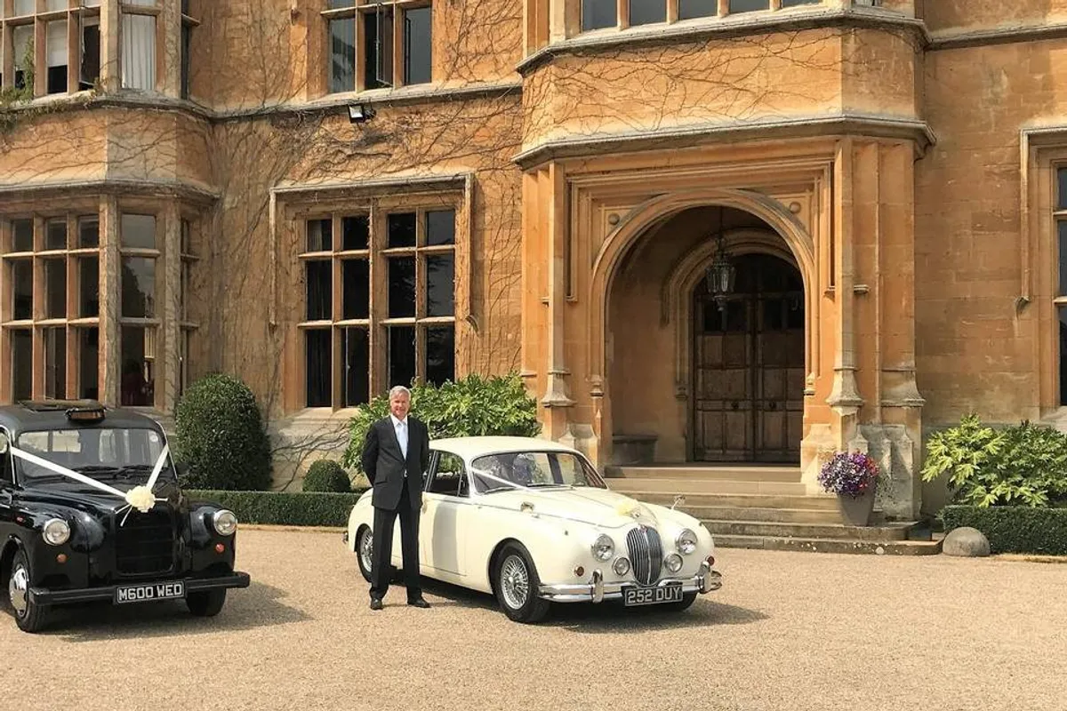 Gold Wedding Cars photo 8