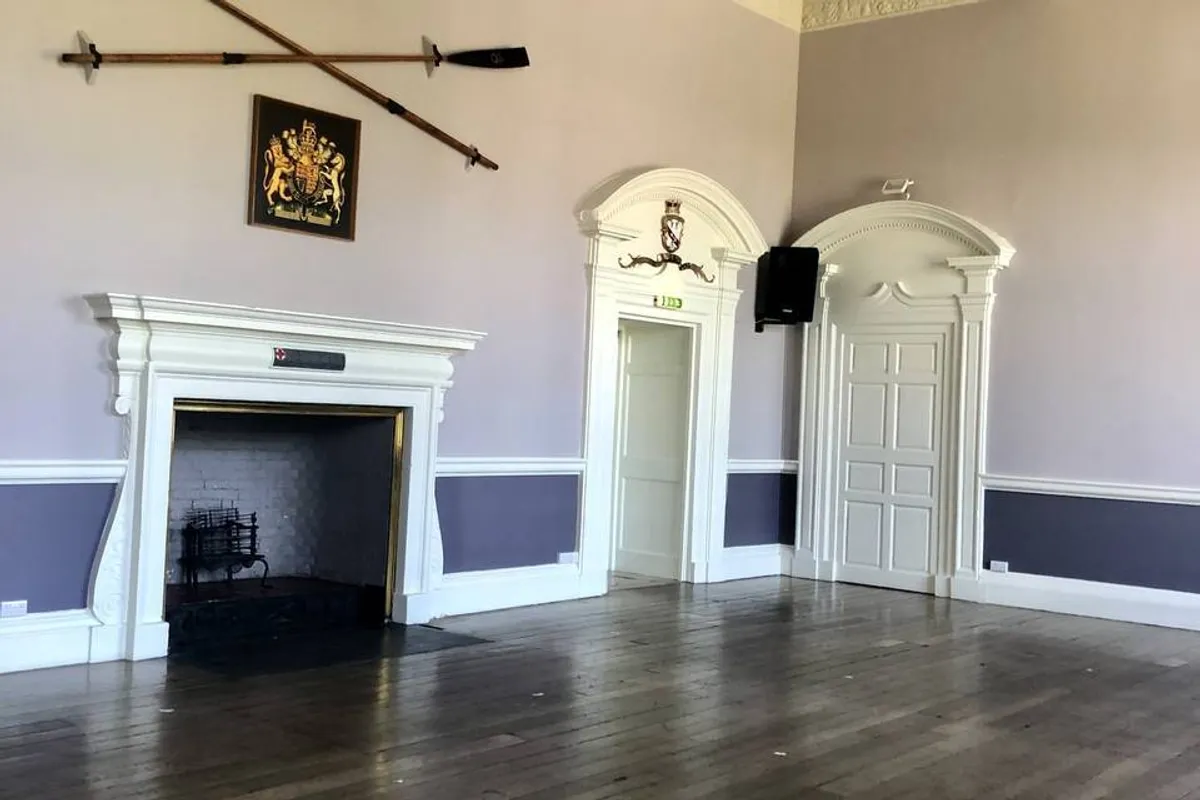 Slindon House photo 3