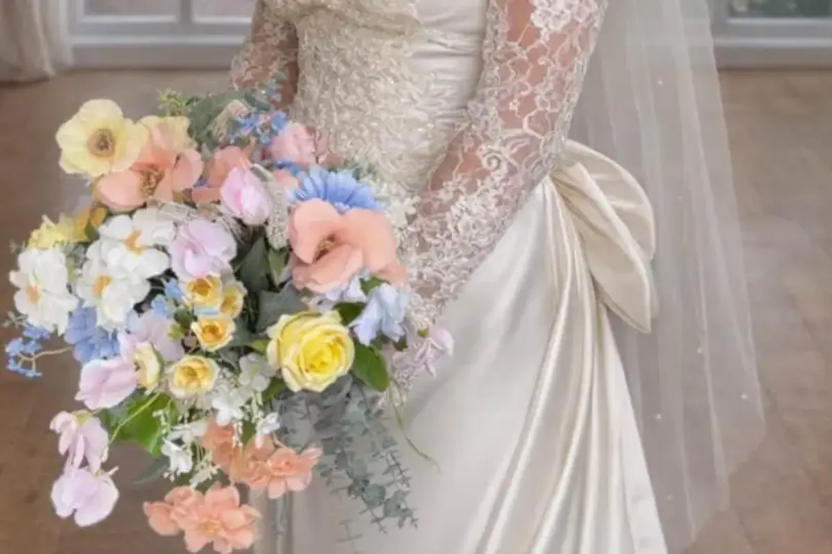 The Quirky Wedding Florist photo 4