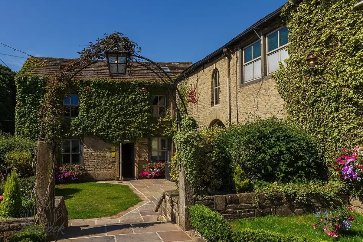 The Fleece Countryside Inn, wedding venue in West Yorkshire, UK