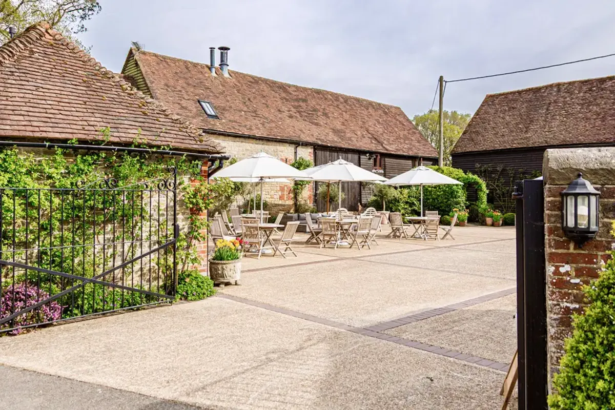 Fitzleroi Barn, wedding venue in West Sussex, UK
