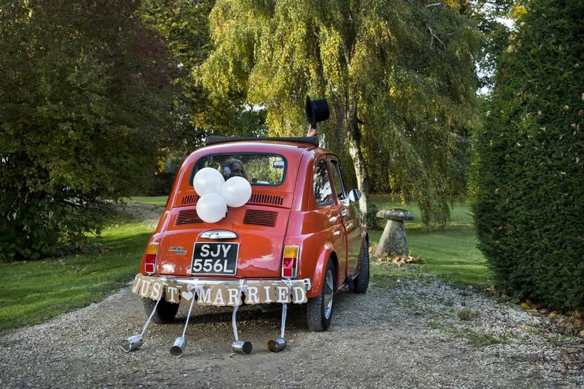 manor wedding cars photo 9