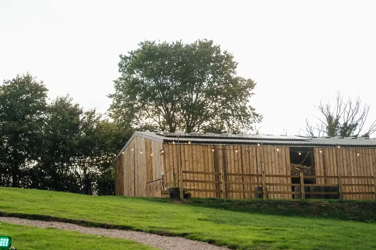 Battleford Farm Wedding Venue, wedding venue in Devon, UK