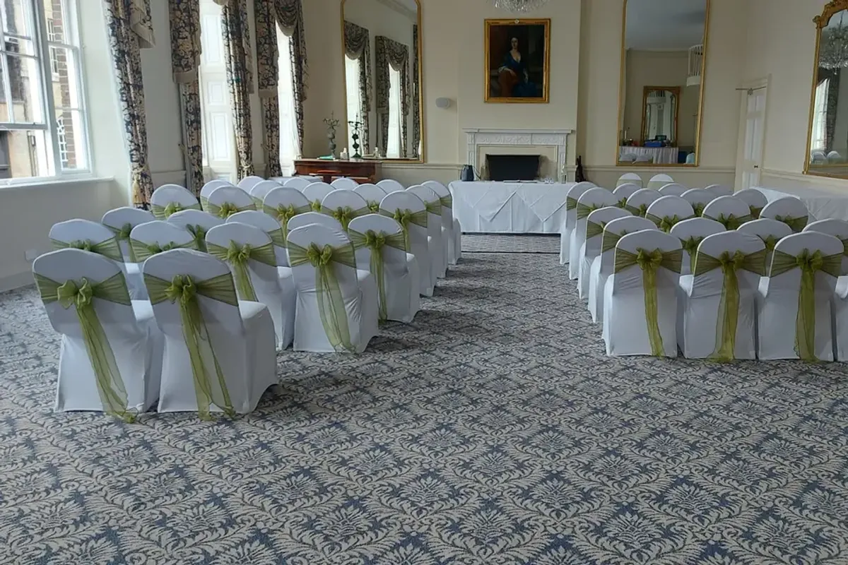 The Norfolk Arms Hotel photo 7