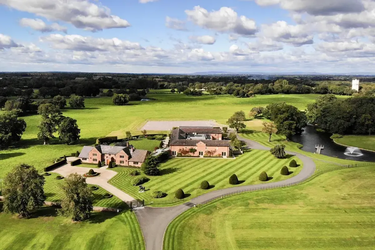 Merrydale Manor, wedding venue in Cheshire, UK