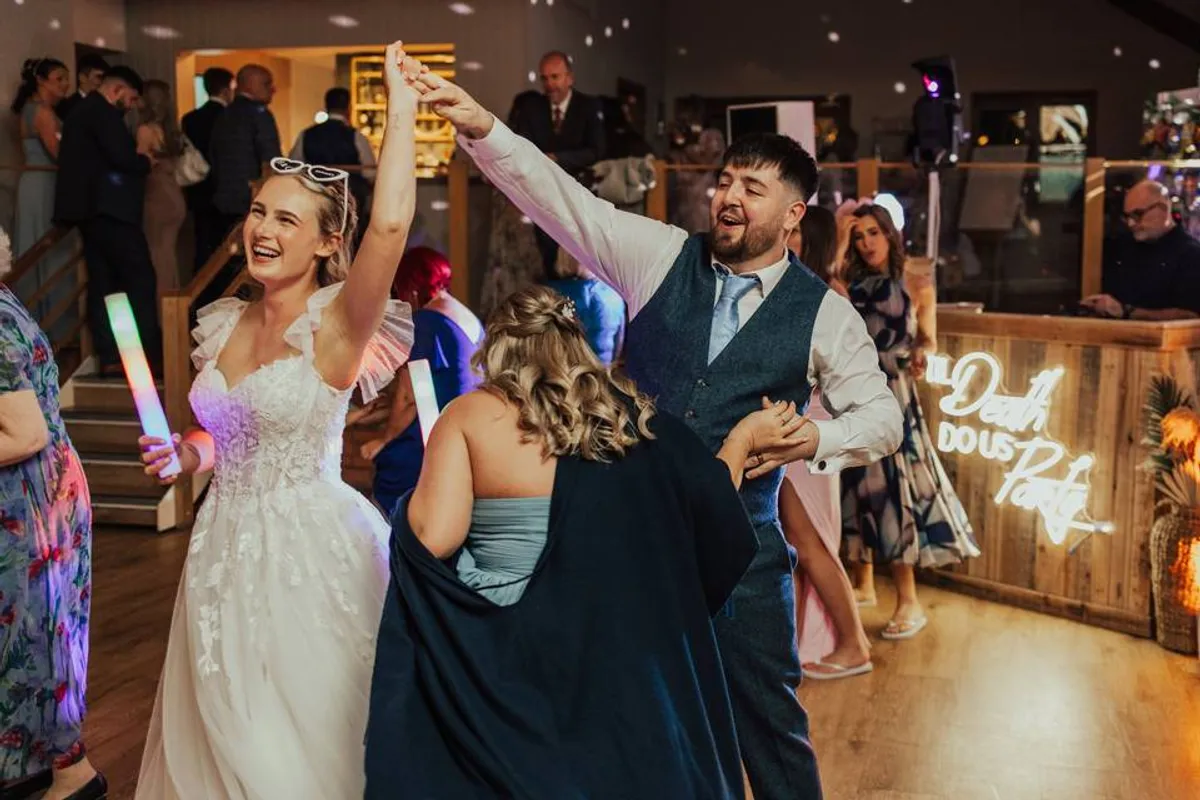 Pro Wedding DJs photo 6