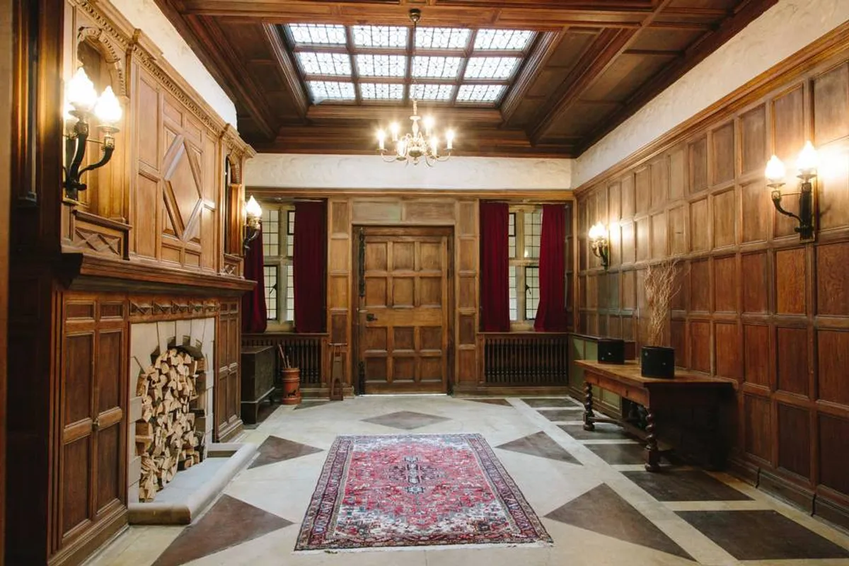Balcombe Place photo 9