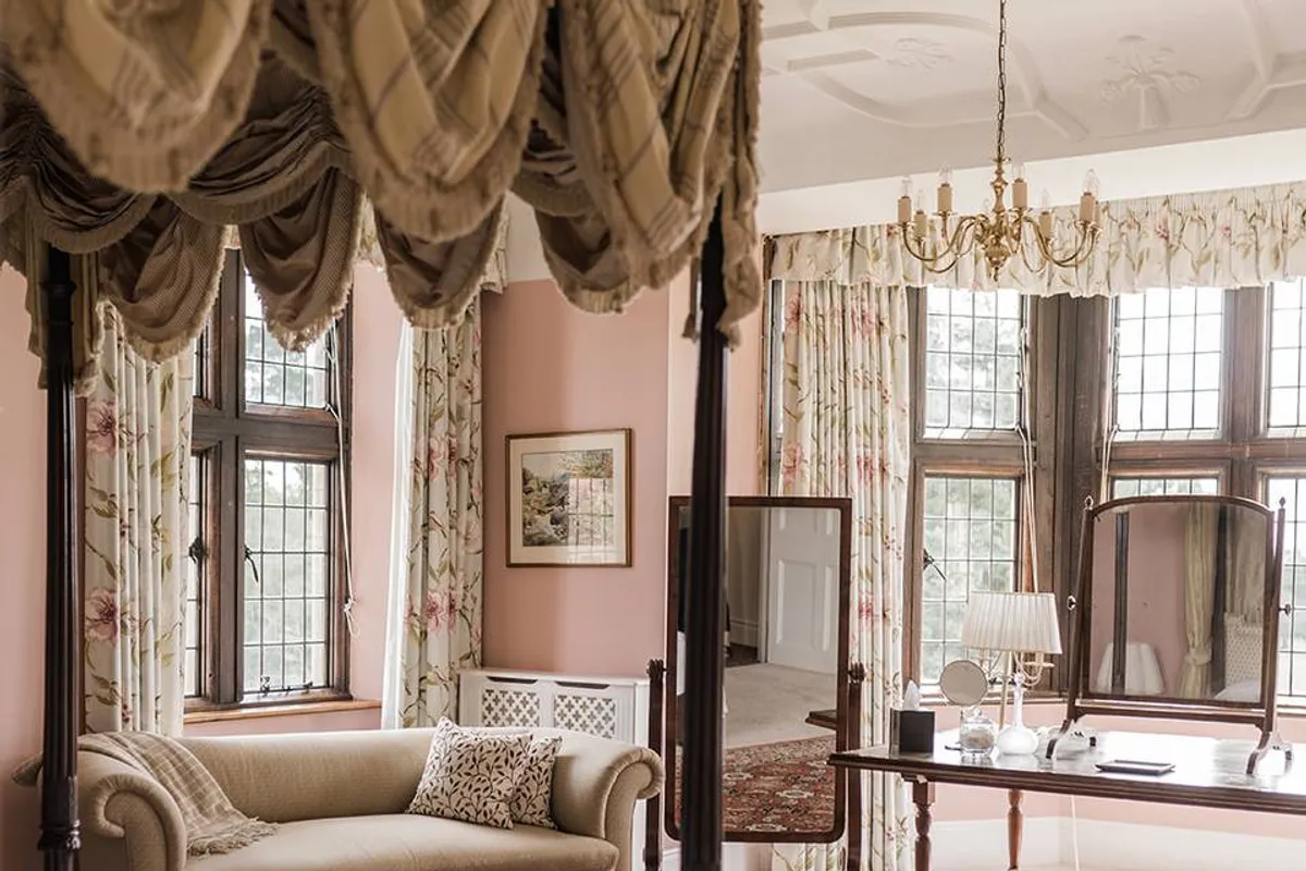 Balcombe Place photo 11