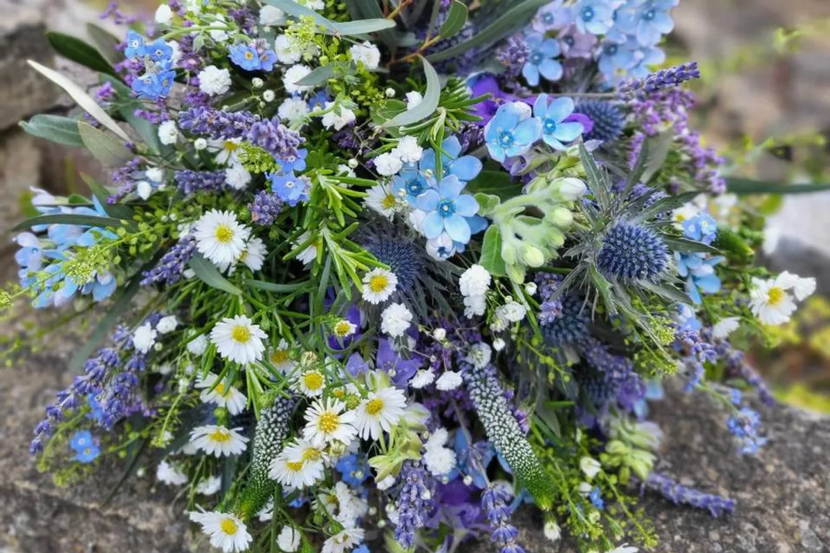Louises Flower Boutique photo 7