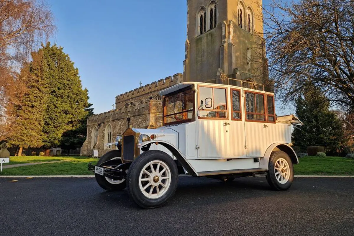 MC Wedding Cars photo 6