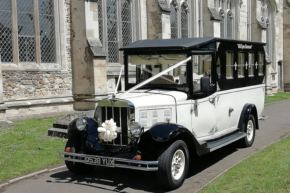 MC Wedding Cars photo 4
