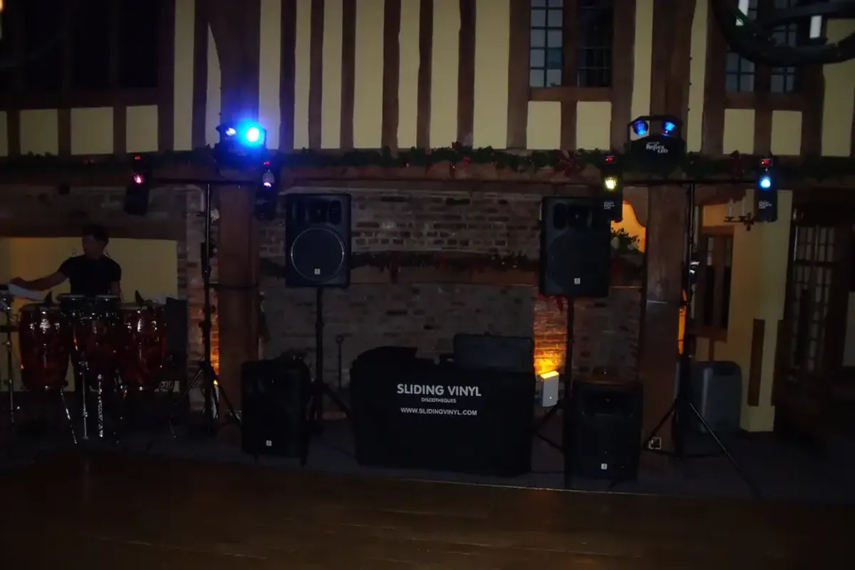 Sliding Vinyl DJs photo 1
