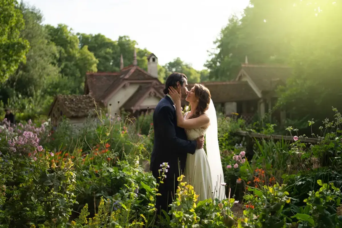 UK Wedding Photography — photographers in East Central London, UK