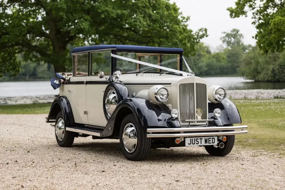 Linara Classic Wedding Cars photo 2