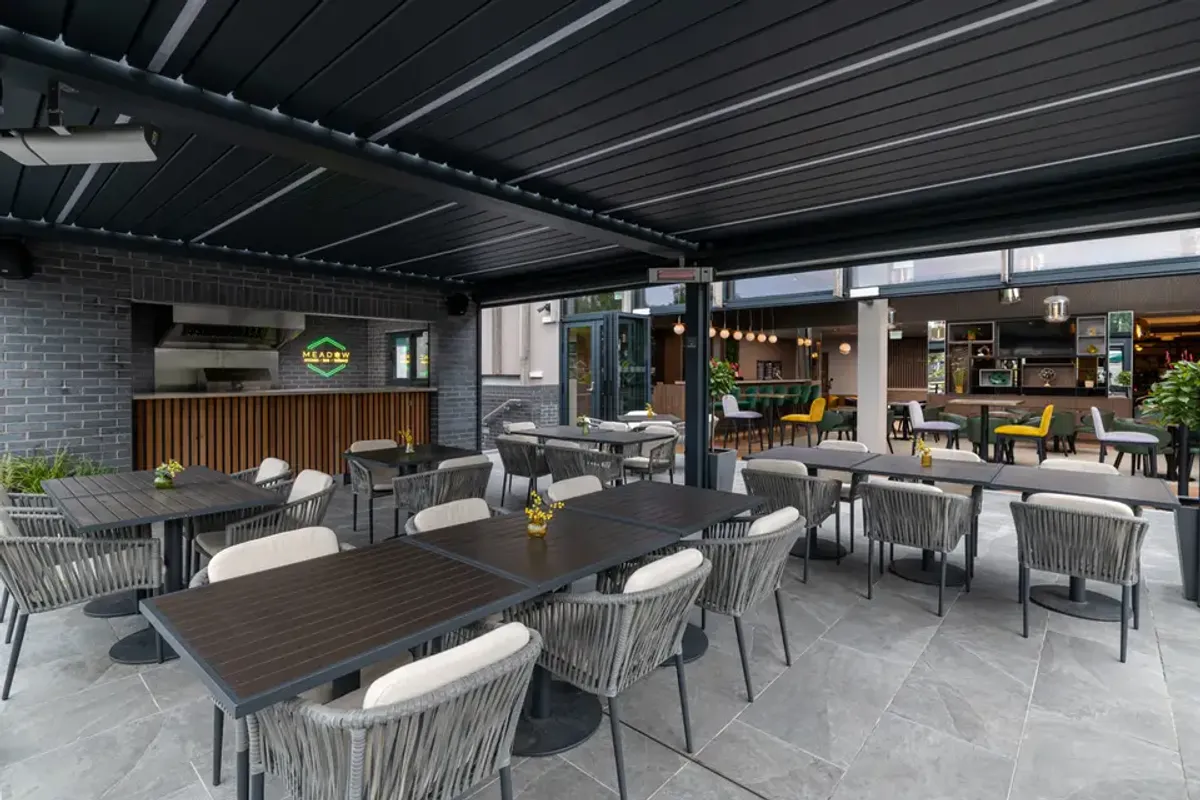 Holiday Inn Gatwick Worth photo 1