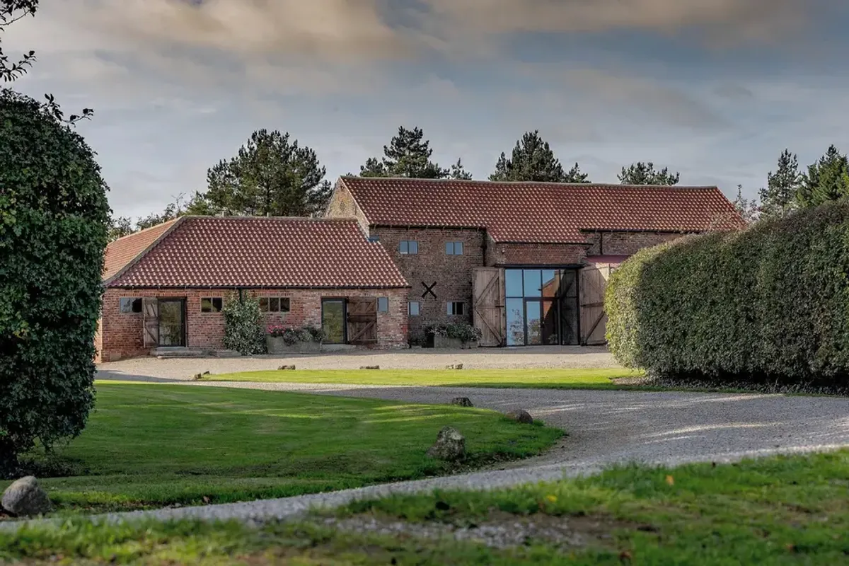 Woolas Barn, wedding venue in North Yorkshire, UK