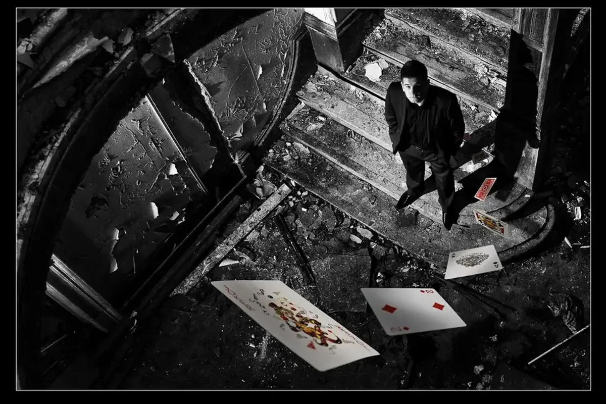 Chris Cowl - Magician photo 9
