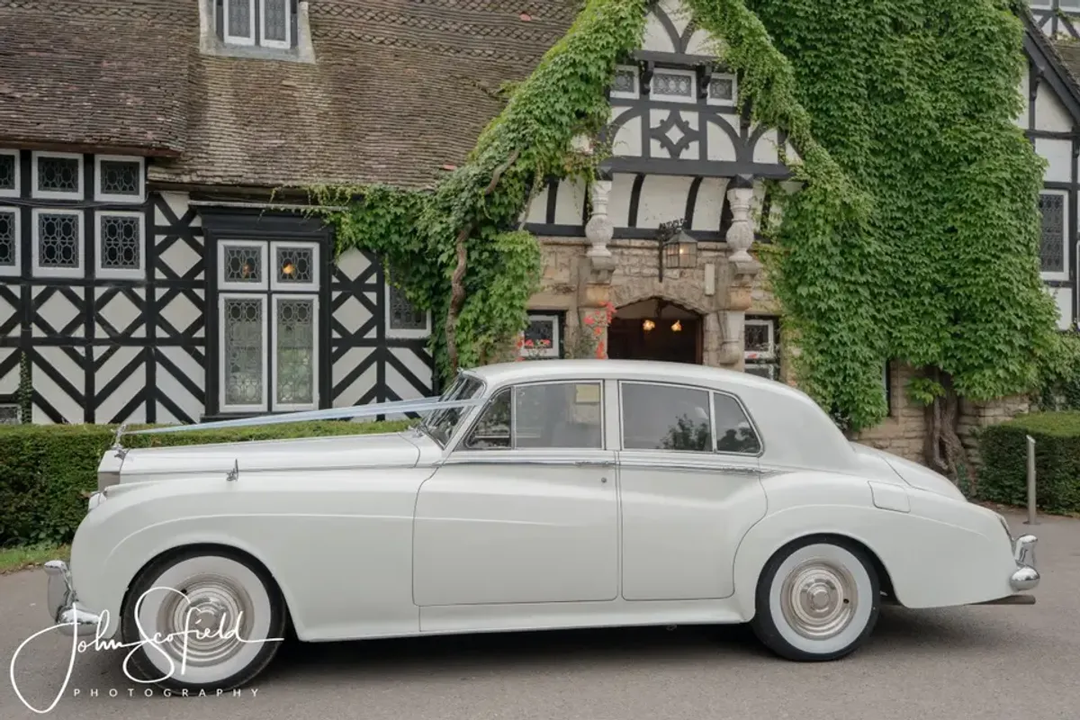 West Sussex Classic Wedding Cars photo 2