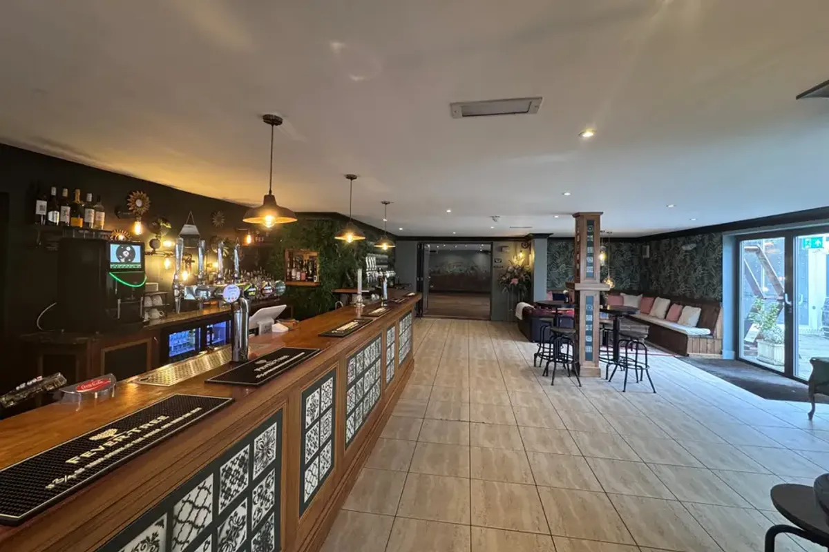 Edenwood Place photo 4