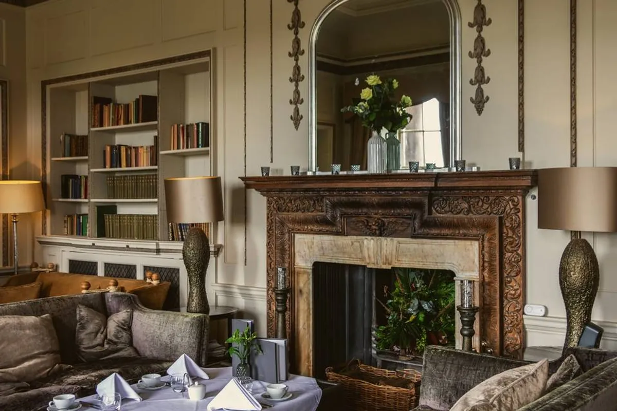 Wood Hall Hotel & Spa photo 2