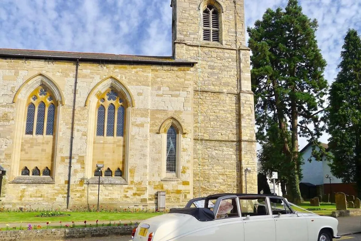 Spirit Classic Wedding Cars photo 1