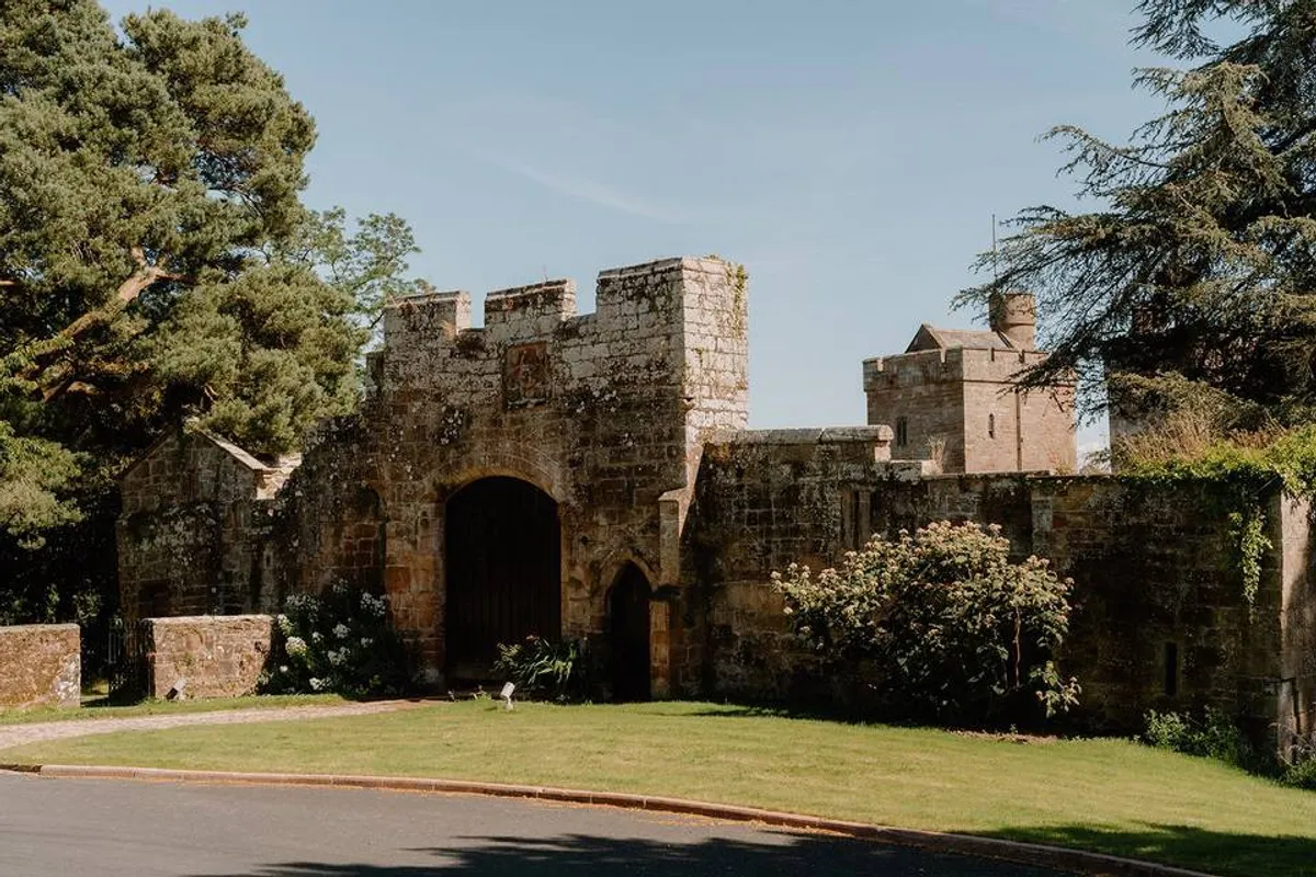 Rose Castle photo 1