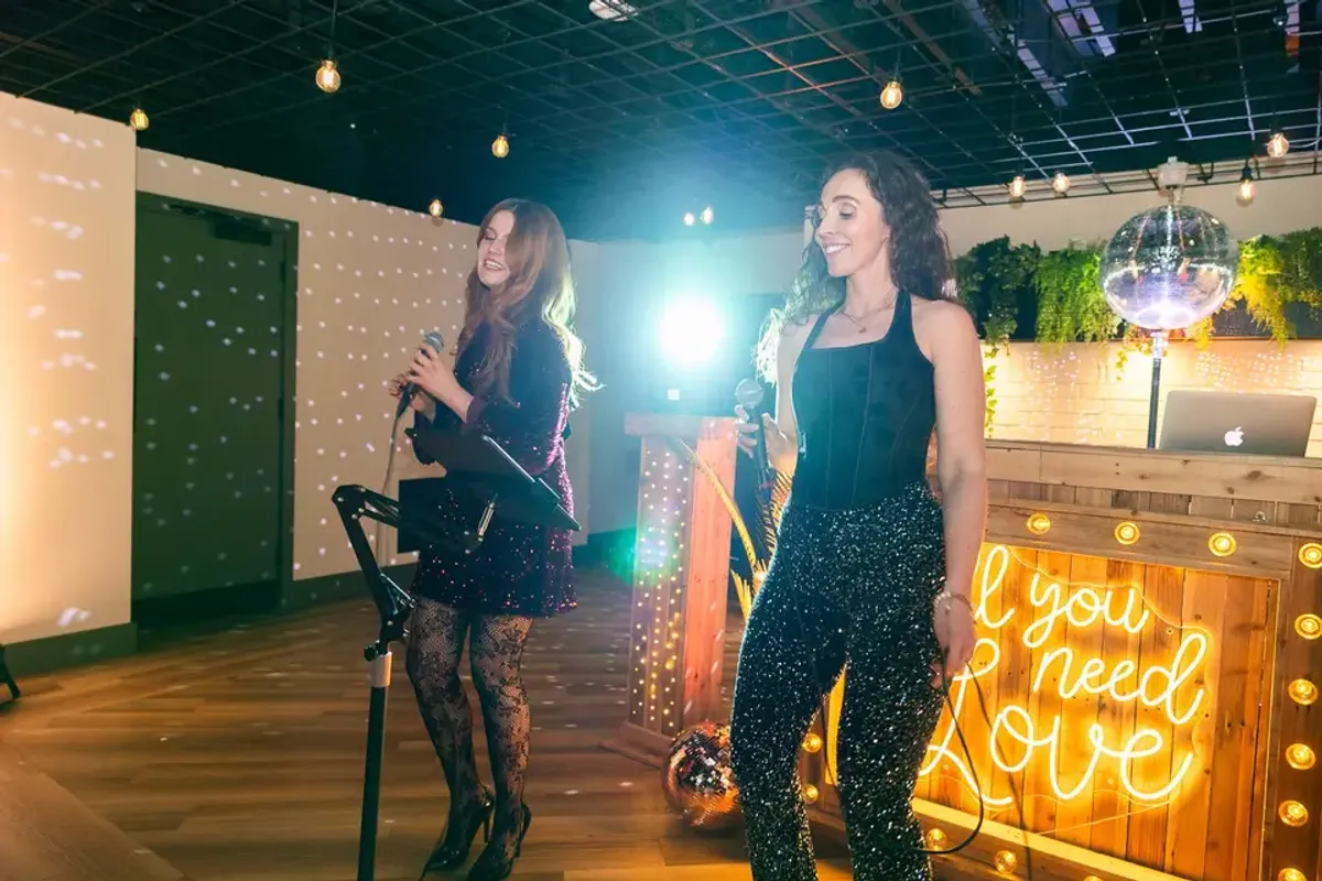 Velvet Harmony - Female Duo photo 1