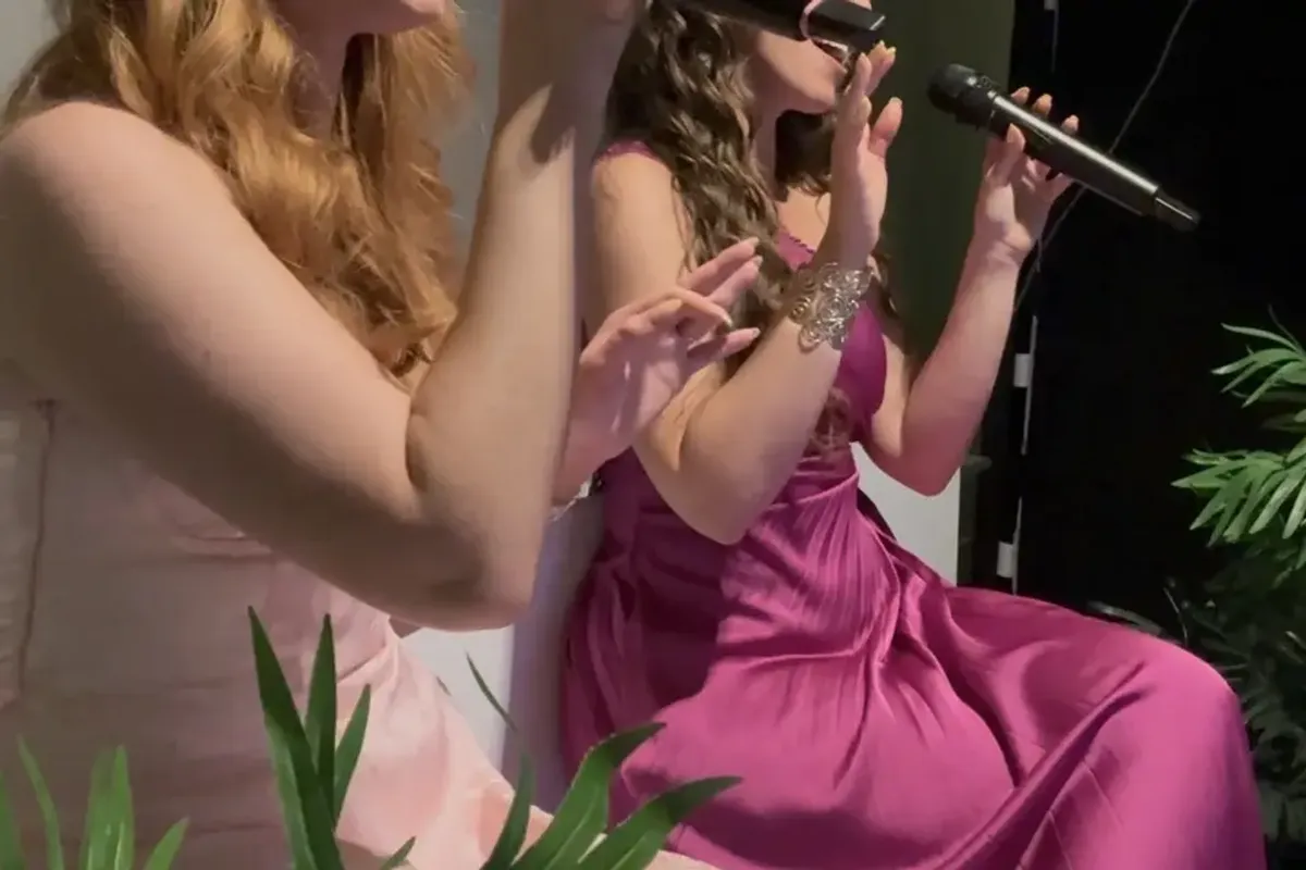Velvet Harmony - Female Duo photo 6