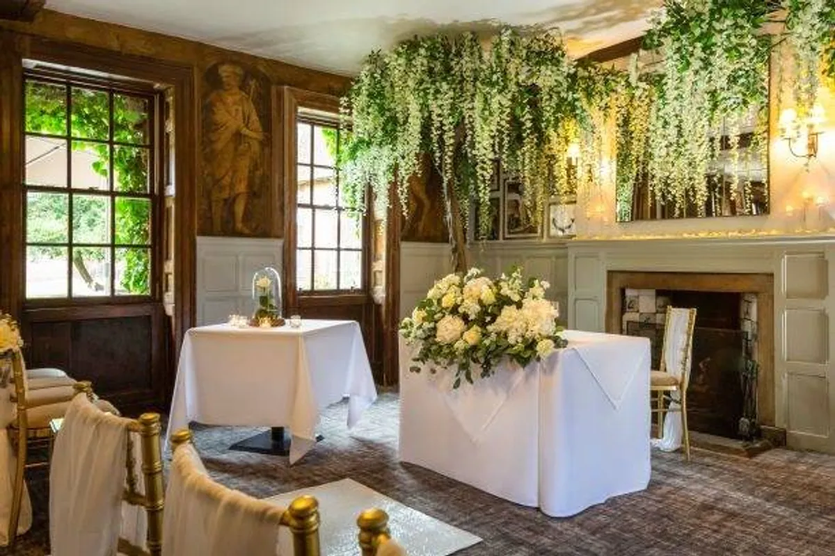The Bush Hotel Farnham photo 2