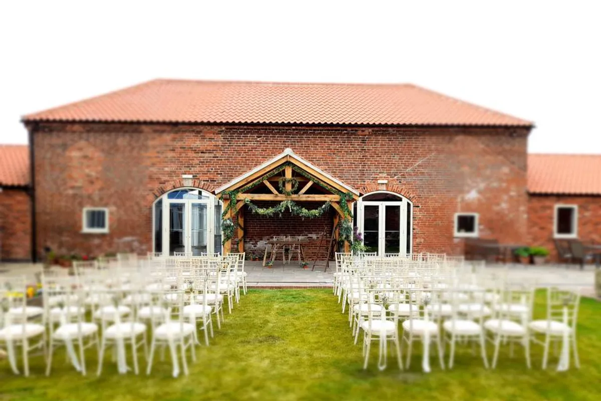 Dunstall Barn photo 11