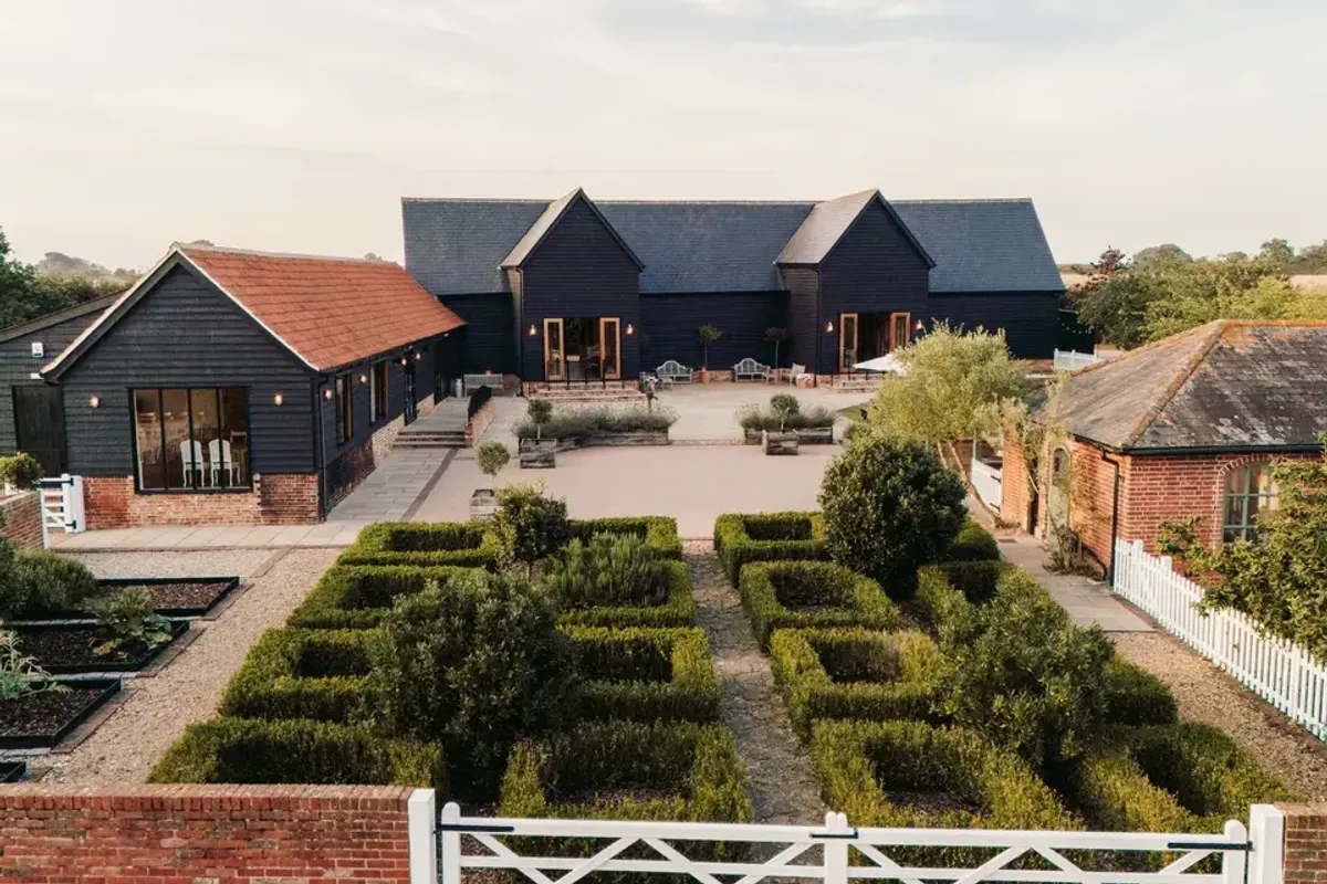 Villiers Barn, wedding venue in Essex, UK